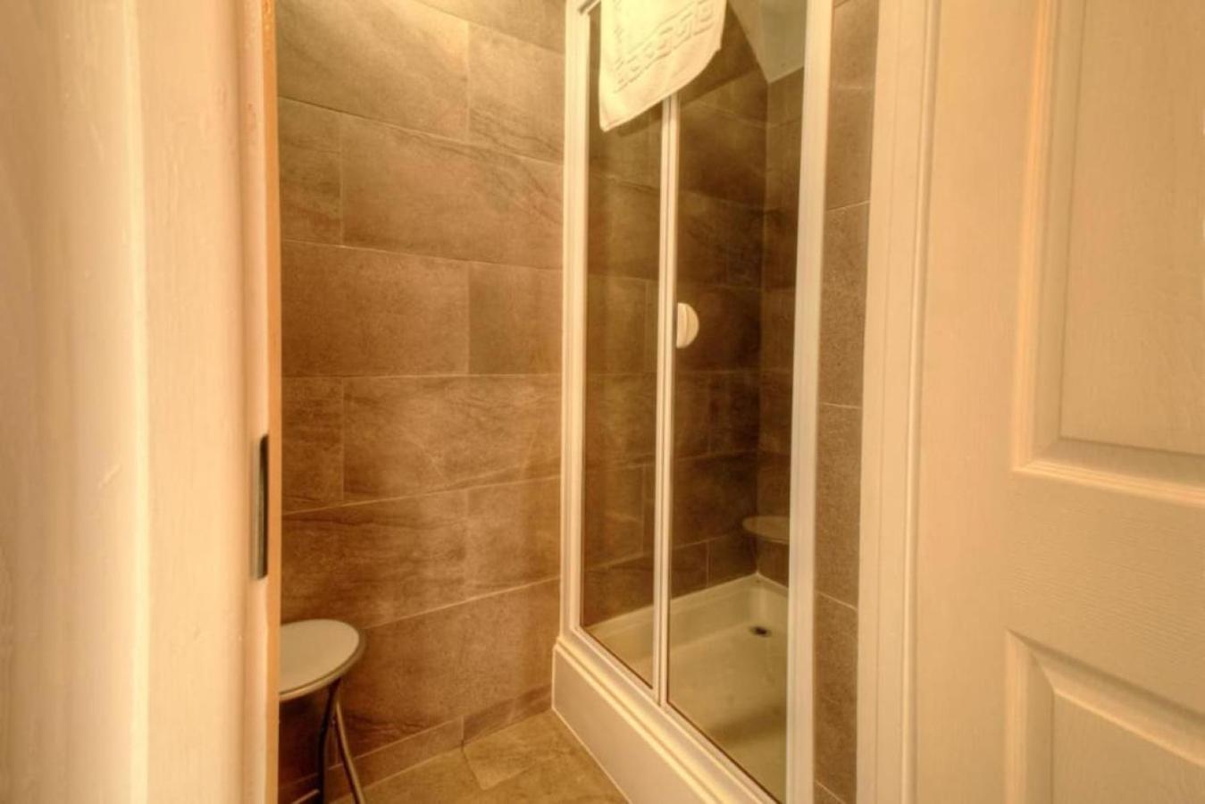 Air Maison - Solent View Beachfront Apartment South Hayling Extérieur photo
